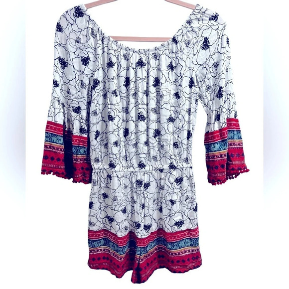 Mudd size small beachy boho romper. Such a cute summer beach outfit​ - Picture 1 of 4